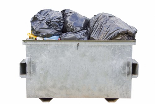 Demolition and debris removal services in Shepherds Bush