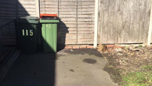 Various types of skips available for hire in Shepherds Bush