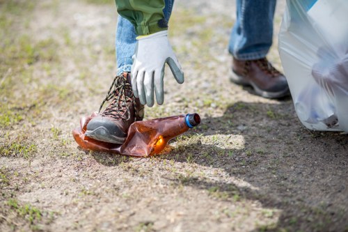 Efficient house clearance services for Shepherds Bush residents